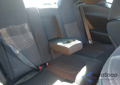 2015 Dodge Challenger R/T z USA, uszkodzony, nr VIN 2C3CDZAT7FH737056